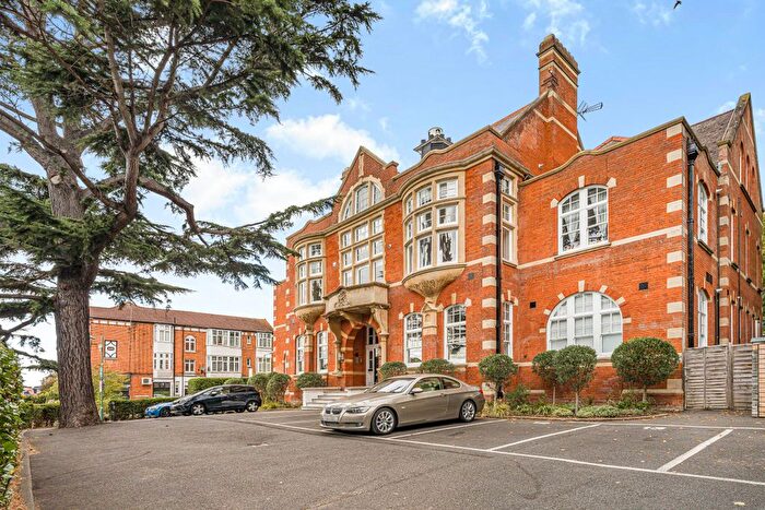 1 Bedroom Flat For Sale In The Historic Registry Office, Kingston Upon Thames, KT2