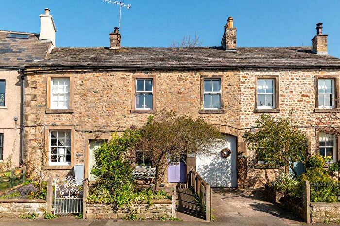 4 Bedroom Cottage For Sale In North Cottage, High Street, LA6