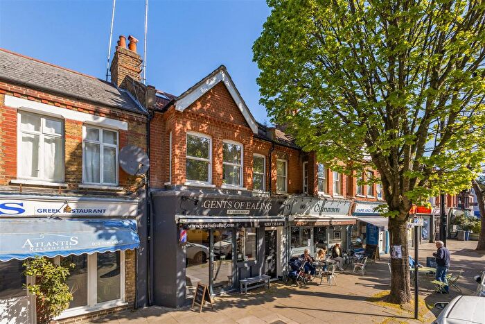 2 Bedroom Flat To Rent In Pitshanger Lane, London, W5