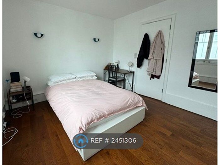 1 Bedroom Flat To Rent In Balls Pond Road, London, N1