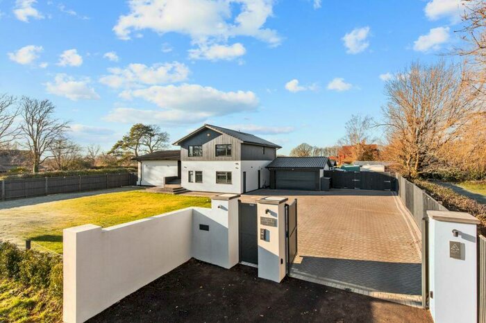 5 Bedroom Detached House For Sale In Littleworth Lane, Partridge Green, RH13