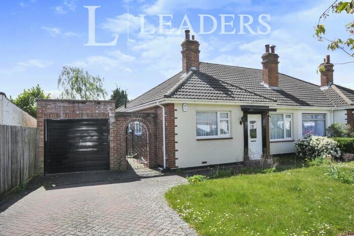 3 Bedroom Bungalow To Rent In Springfield Gardens, Bickley, BR1