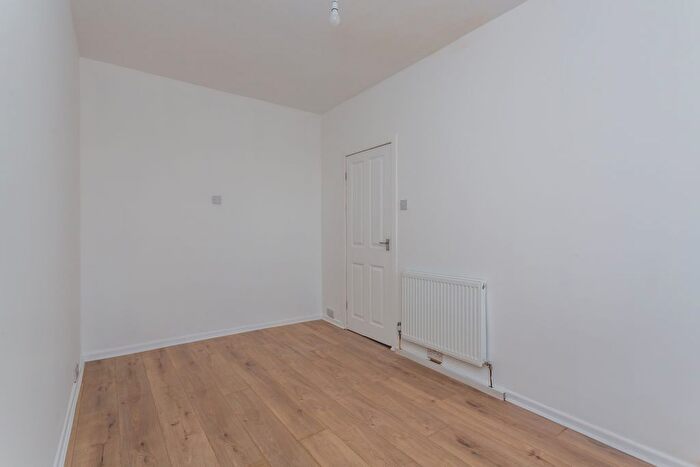 1 Bedroom Flat For Sale In / Howard Street, Paisley, PA1