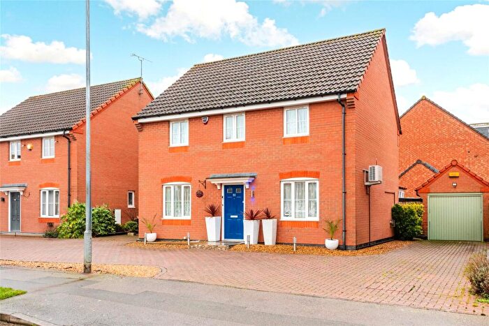 5 Bedroom Detached House For Sale In Springfield Road, Rushden, Northampton, Northamptonshire, NN10