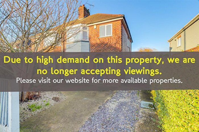 3 Bedroom Semi-Detached House To Rent In Shortwood Avenue, Hucknall, Nottingham, NG15