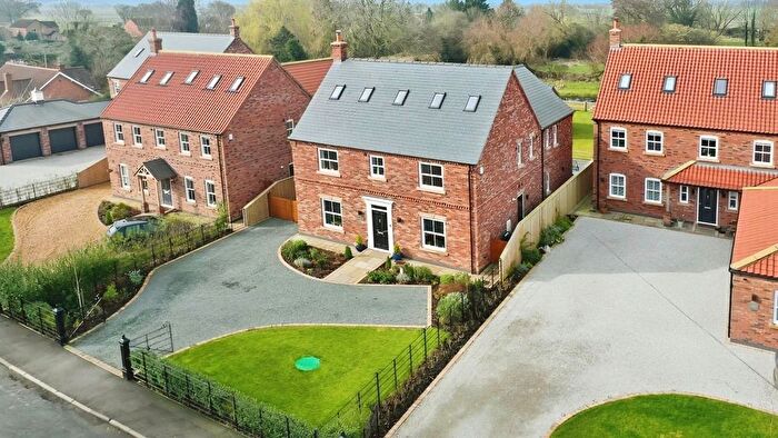 6 Bedroom Detached House For Sale In Main Street, South Duffield, YO8