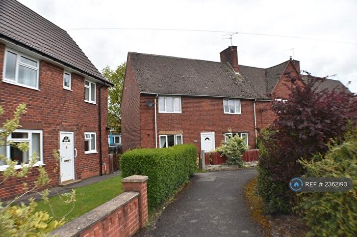 4 Bedroom End Of Terrace House To Rent In Heath Road, Holmewood, Chesterfield, S42
