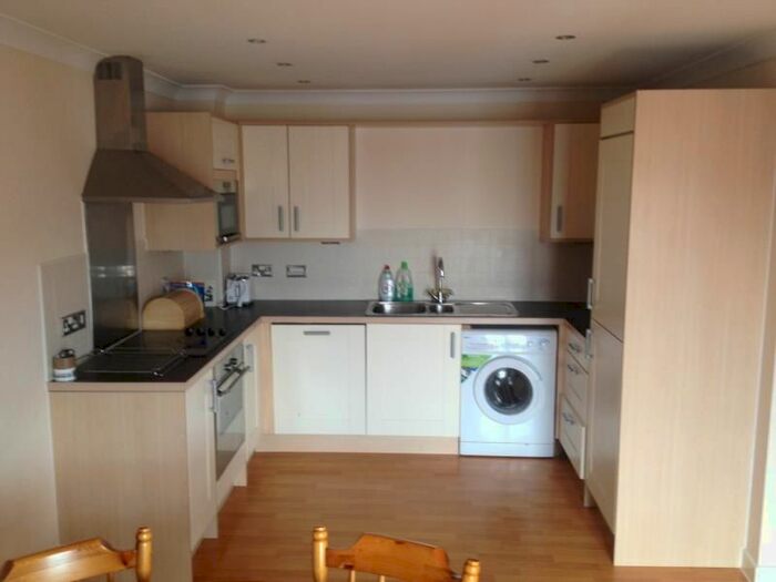 2 Bedroom Flat To Rent In Quayside Drive, Colchester, CO2