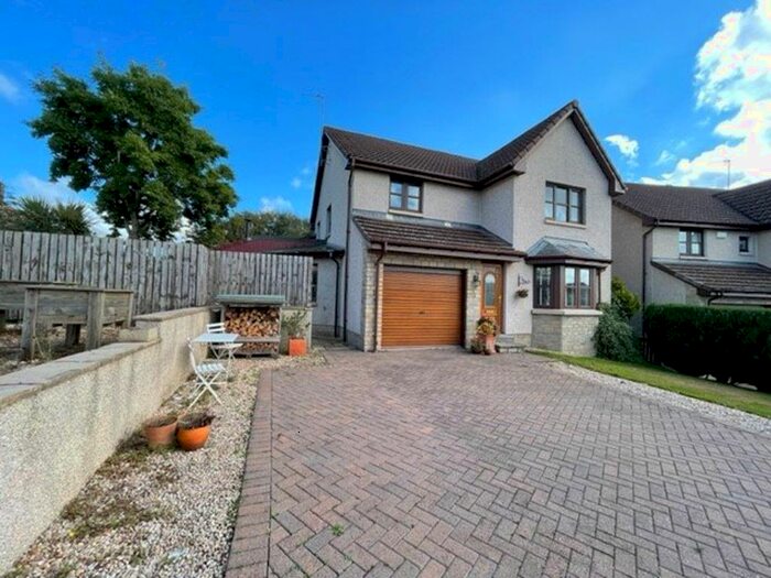 4 Bedroom Detached House To Rent In Danskin Place, Strathkinness, Fife, KY16