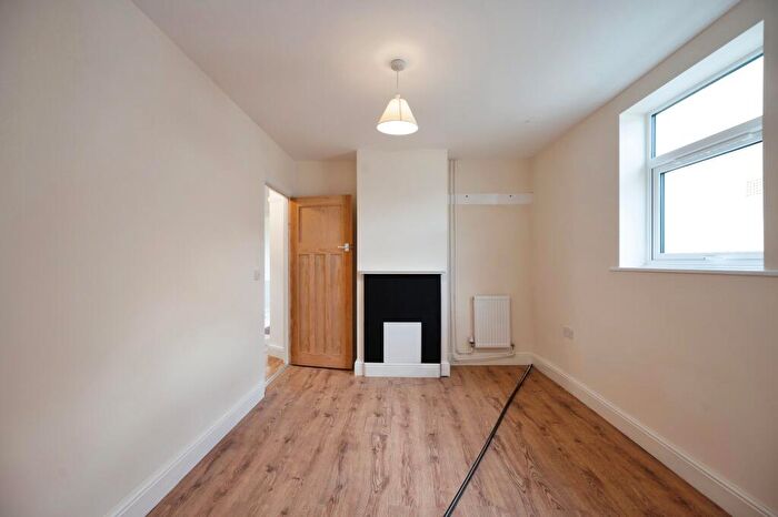 2 Bedroom Detached House For Sale In Sea Front Estate, Hayling Island, Hampshire, PO11