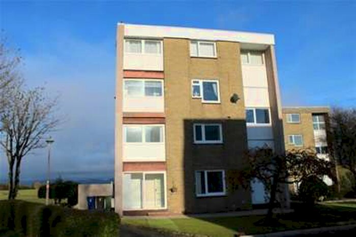 2 Bedroom Maisonette Flat To Rent In Barshaw Place, Ralston, Paisley, PA1