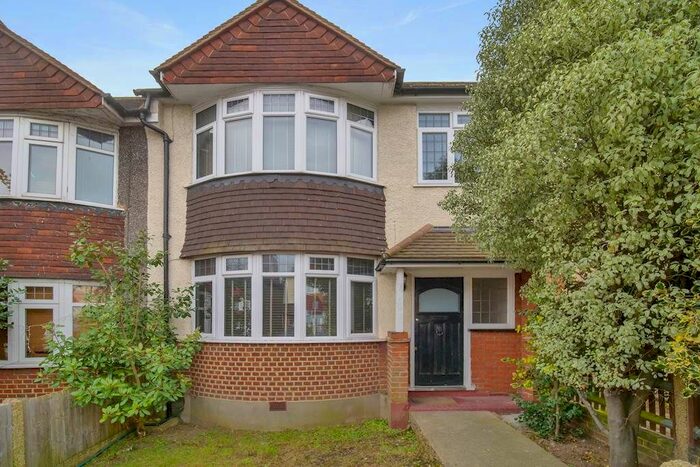 3 Bedroom End Of Terrace House To Rent In Egremont Road, West Norwood, London, SE27