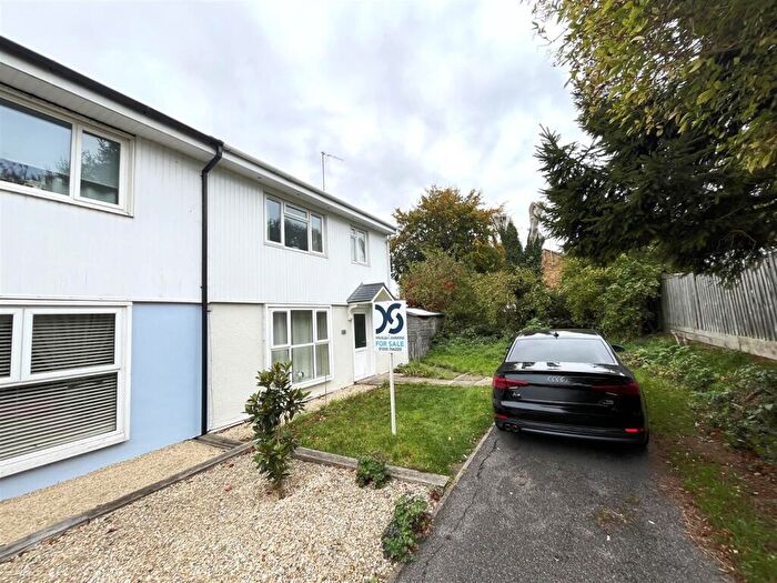 3 Bedroom Semi-Detached House For Sale In Harcourt Road, Wantage, OX12