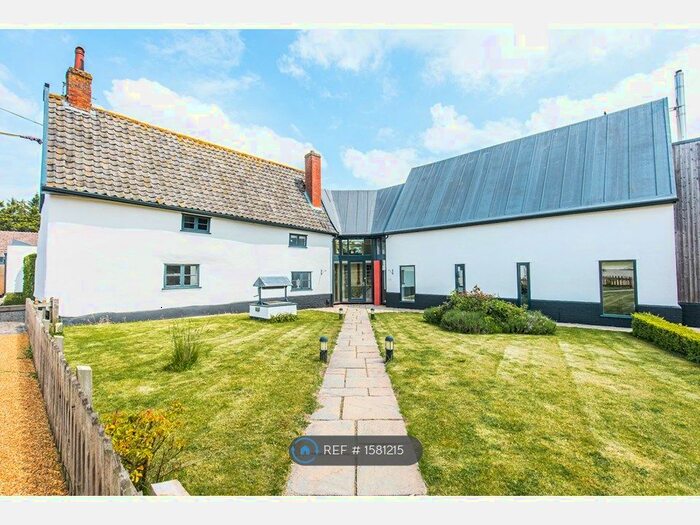 5 Bedroom Detached House To Rent In Watton Road, Larling, Norwich, NR16