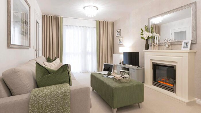 1 Bedroom Apartment For Sale In Foxhall Road, Didcot, Oxfordshire, OX11