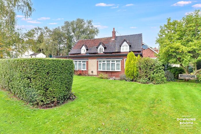3 Bedroom Detached House For Sale In Lichfield Road, Abbots Bromley, Rugeley, WS15