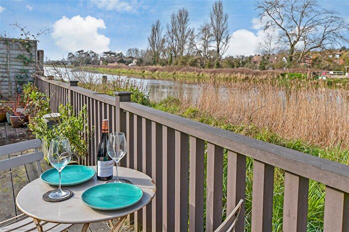 2 Bedroom Semi-Detached House For Sale In Daltons Place, Arundel, West Sussex, BN18