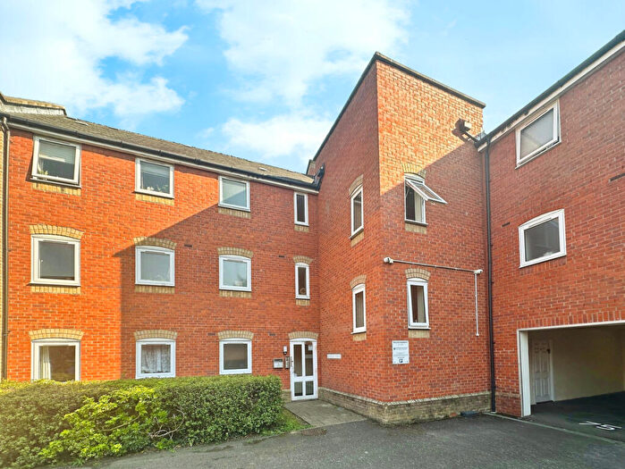 2 Bedroom Flat To Rent In Meachen Road, Colchester, CO2