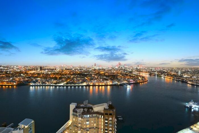 Studio To Rent In Landmark Pinnacle, Marsh Wall, E14