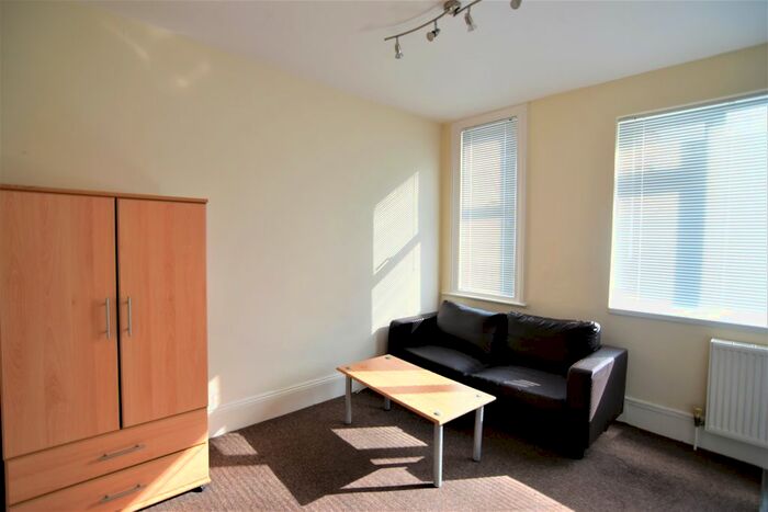 2 Bedroom Flat To Rent In Stanley Road, Brighton, BN1