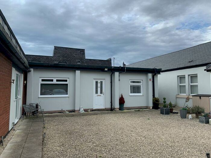 2 Bedroom Semi-Detached Bungalow To Rent In Albion Way, Blyth, NE24