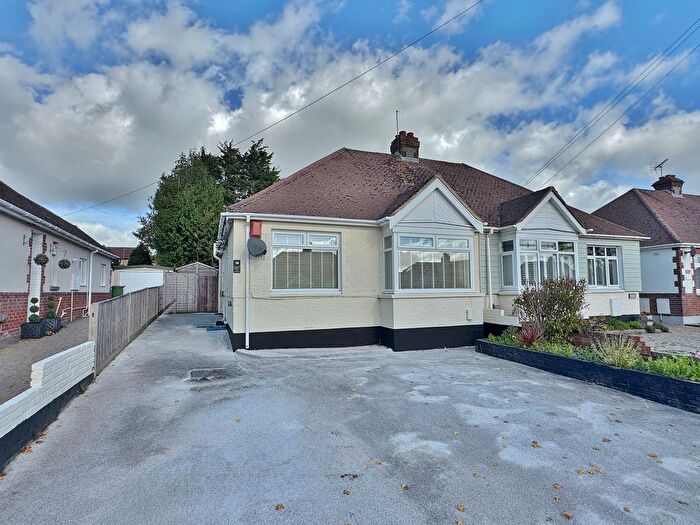 2 Bedroom Semi Detached House For Sale In The Crossway, Portchester, PO16