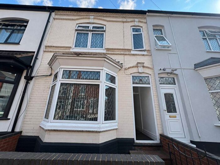 3 Bedroom Terraced House To Rent In Clarence Road, Sparkhill, Birmingham, B11