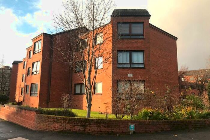 2 Bedroom Flat To Rent In Ascot Court, Anniesland, Glasgow, G12