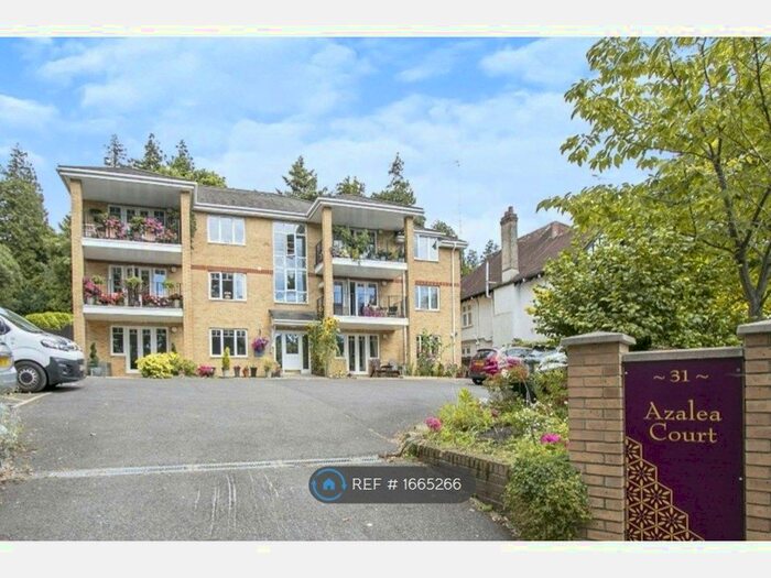 2 Bedroom Flat To Rent In Branksome Wood Road, Bournemouth, BH4