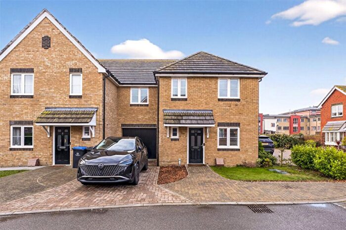 3 Bedroom Semi-Detached House For Sale In Weald Place, Worthing, West Sussex, BN13