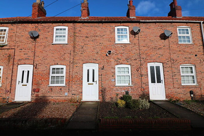 1 Bedroom Terraced House To Rent In Main Street, Swanland, North Ferriby, HU14