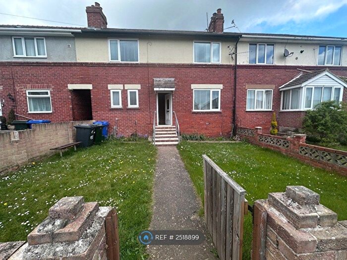 3 Bedroom Terraced House To Rent In Coppice Road, Doncaster, DN6