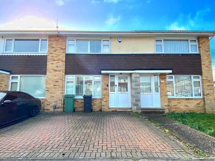 2 Bedroom Property To Rent In Merton Road, Bearsted, Maidstone, ME15