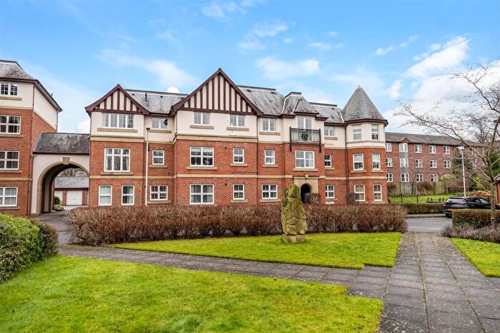 3 Bedroom Apartment For Sale In Trinity Mews, Darlington, DL3