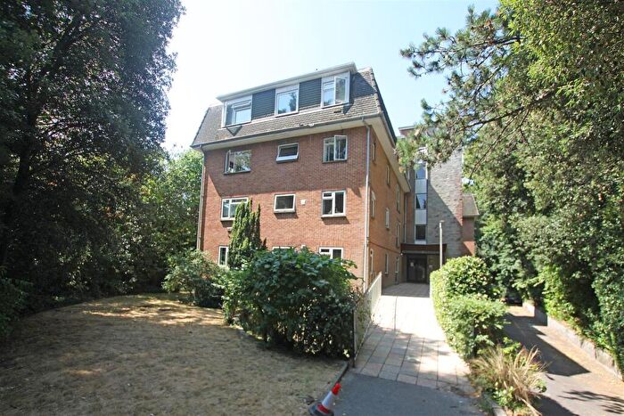 1 Bedroom Flat For Sale In Dean Park Road, Bournemouth, BH1