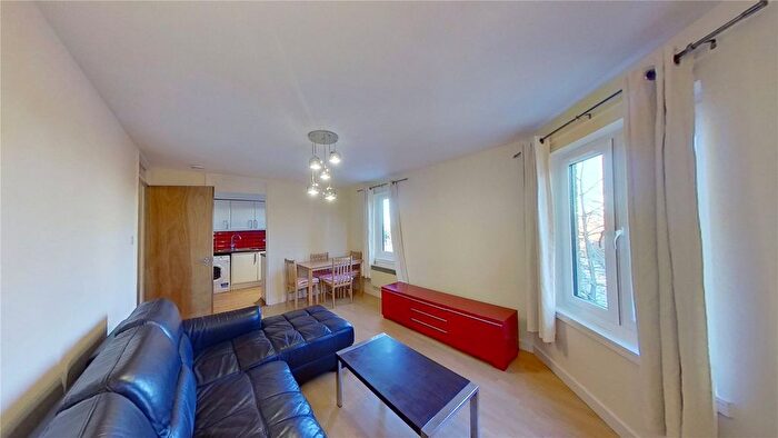 1 Bedroom Flat To Rent In / Broughton Road, Broughton, Edinburgh, EH7