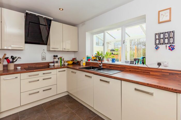 2 Bedroom Semi-Detached House To Rent In Ridgefield Road, Oxford OX4