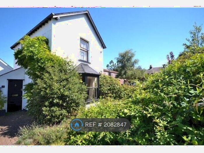 2 Bedroom Detached House To Rent In Albert Road, Epsom, KT17