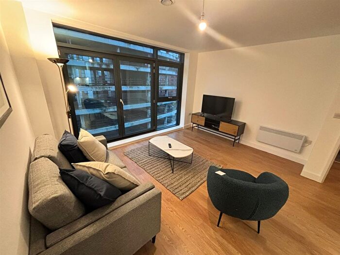 1 Bedroom Flat To Rent In Apartment C, Furness Quay, M50