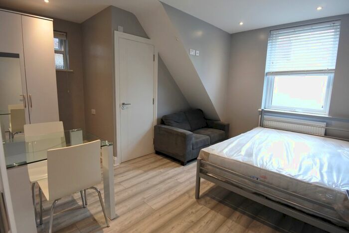 Studio To Rent In Deacon Road, London, NW2