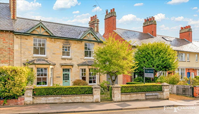 4 Bedroom Town House For Sale In Uppingham, LE15