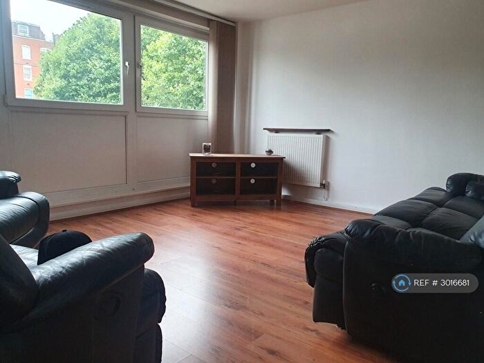 3 Bedroom Maisonette To Rent In Whitton Walk, London, E3