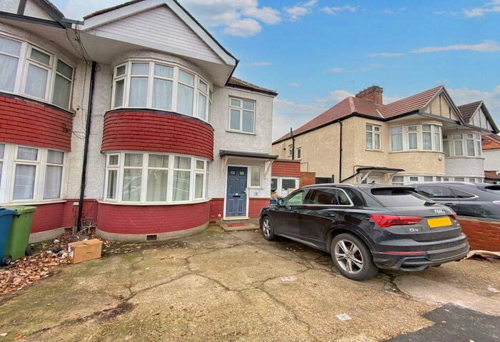 3 Bedroom Semi-Detached House To Rent In Headstone Gardens, Harrow, Greater London, HA2