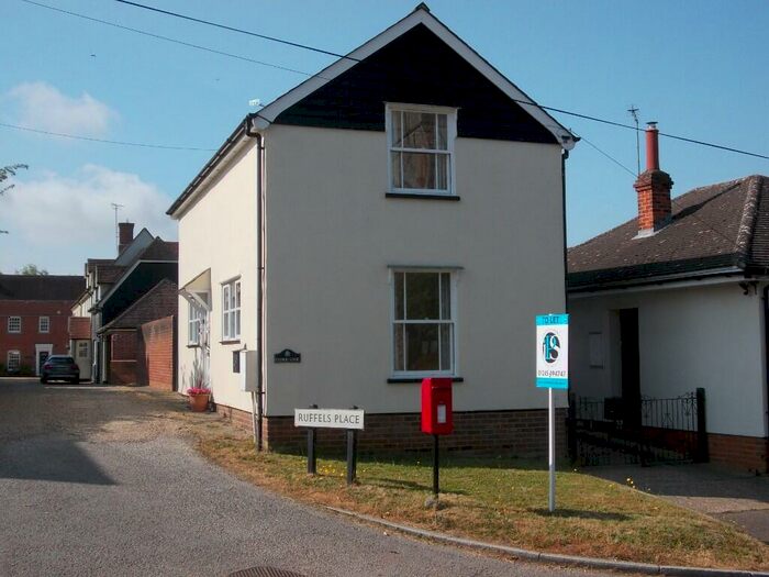 2 Bedroom Detached House To Rent In Church End, CM6