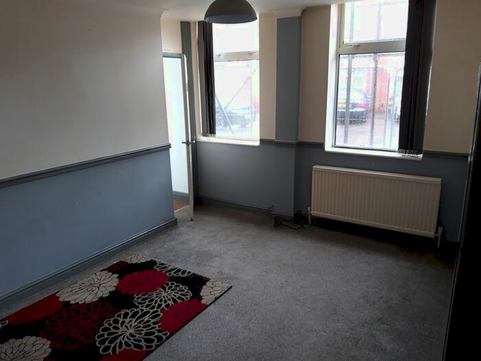 1 Bedroom Flat To Rent In Thorne Road, Doncaster, DN1