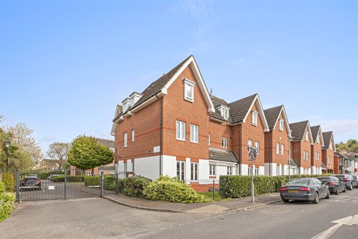 1 Bedroom Flat For Sale In Tavistock Mews, High Wycombe, HP12