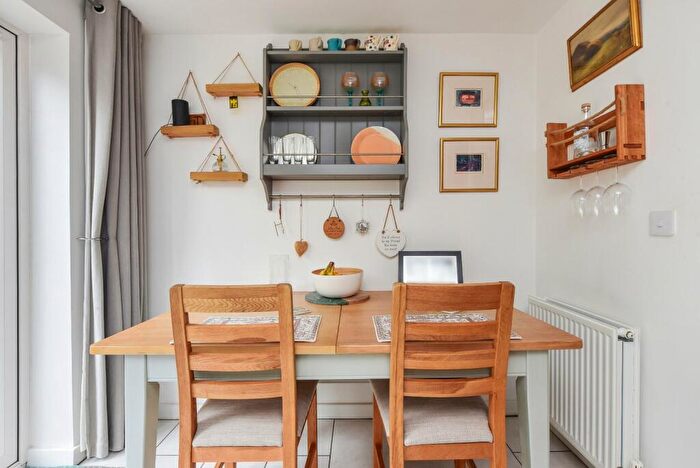 2 Bedroom Semi-Detached House For Sale In Otter Walk, Petersfield, Hampshire, GU32
