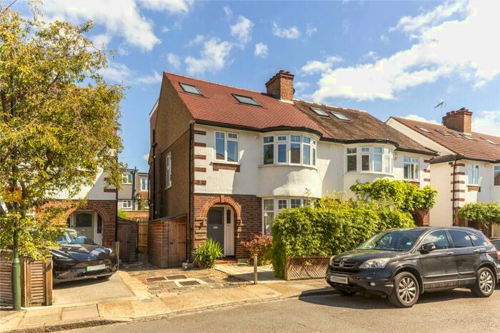 4 Bedroom House To Rent In Eastbourne Gardens, East Sheen, SW14