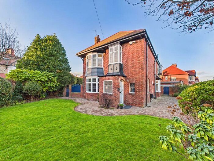5 Bedroom Detached House For Sale In Kennersdene, Tynemouth, NE30