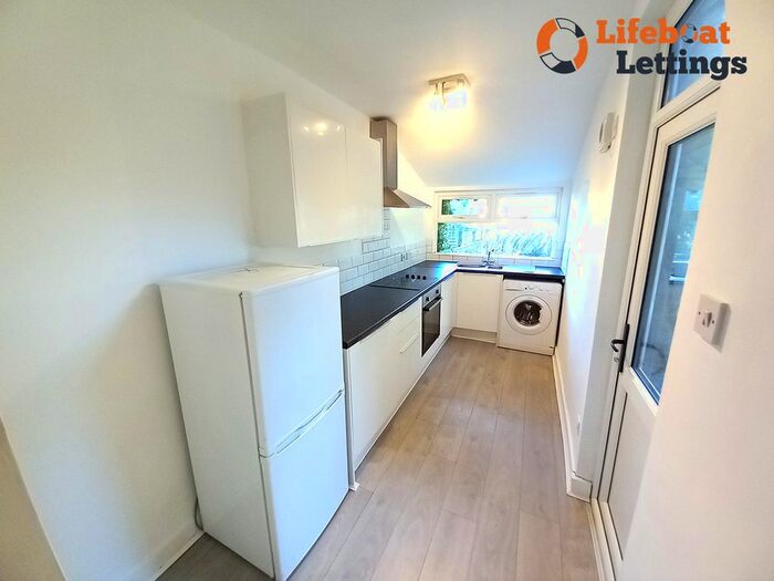 1 Bedroom Flat To Rent In Guildhall Street, Folkestone, CT20